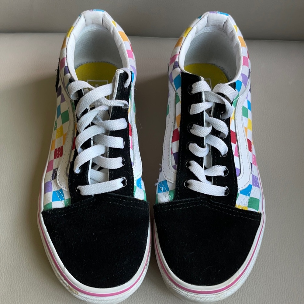 Kids Size 4 Vans